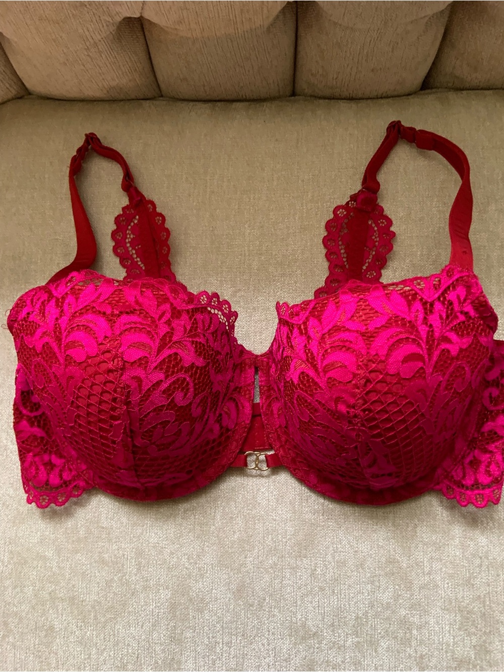 La SENZA Vibrant Fuchsia Lace Underwire Bra